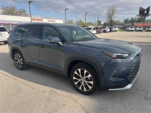 2024 Toyota Grand Highlander Hybrid MAX Limited — SUV — 21,401 mi — Evansville, IN