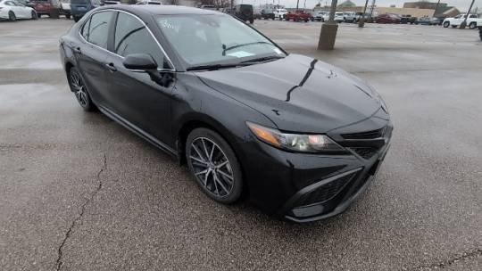 2023 Toyota Camry SE — Sedan — 62,869 mi — Evansville, IN