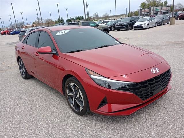 2023 Hyundai Elantra SEL — Sedan — 20,921 mi — Evansville, IN