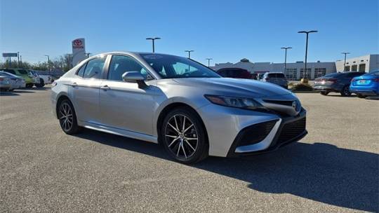 2022 Toyota Camry SE — Sedan — 61,274 mi — Evansville, IN