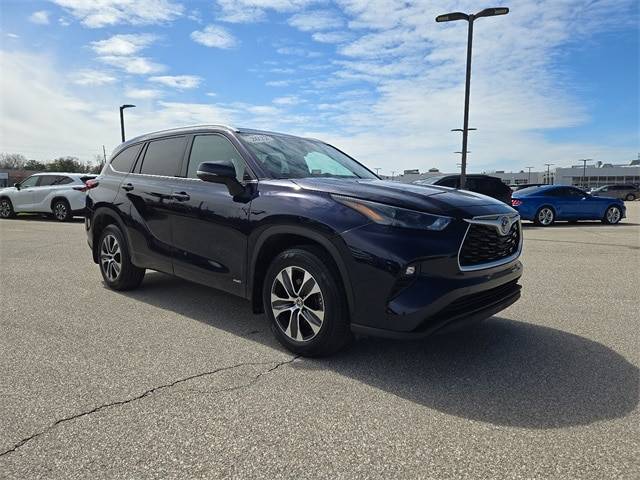 2022 Toyota Highlander Hybrid XLE — SUV — 62,567 mi — Evansville, IN