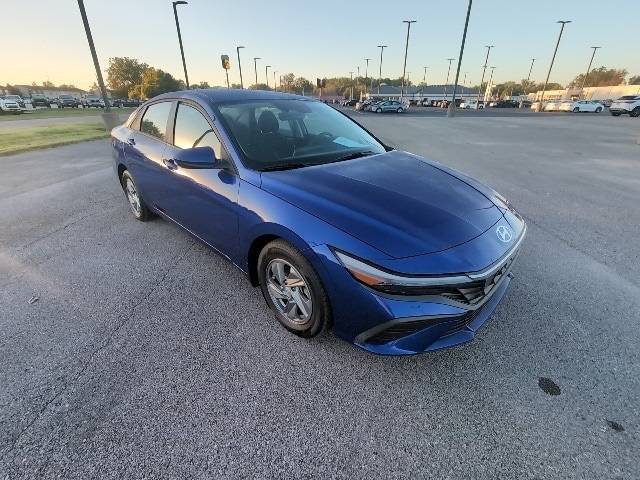 2024 Hyundai Elantra SE — Sedan — 25,660 mi — Evansville, IN