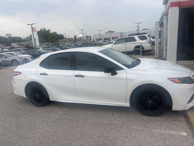 2020 Toyota Camry SE — Sedan — 57,020 mi — Evansville, IN