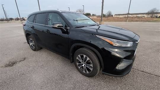 2024 Toyota Highlander XLE — SUV — 27,219 mi — Evansville, IN