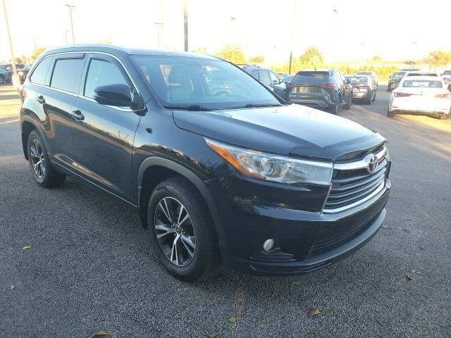 2016 Toyota Highlander XLE — SUV — 187,740 mi — Evansville, IN