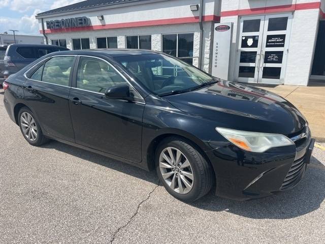 2015 Toyota Camry XLE V6 — Sedan — 102,605 mi — Evansville, IN