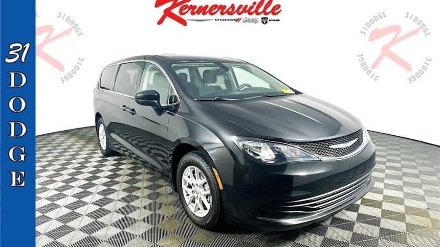 2017 Chrysler Pacifica Touring — Minivan — 145,732 mi — Kernersville, NC
