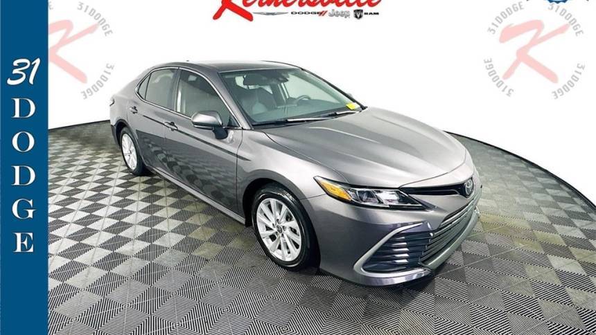 2024 Toyota Camry LE — Sedan — 17,391 mi — Kernersville, NC