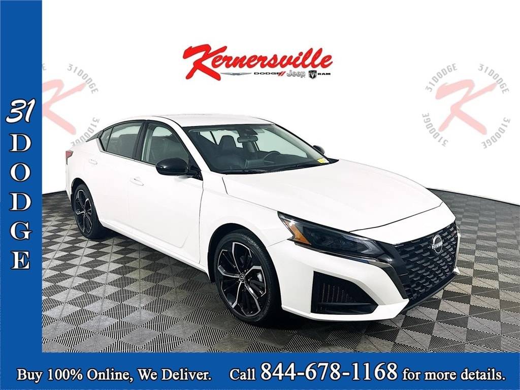 2025 Nissan Altima SR — Sedan — 17,331 mi — Kernersville, NC