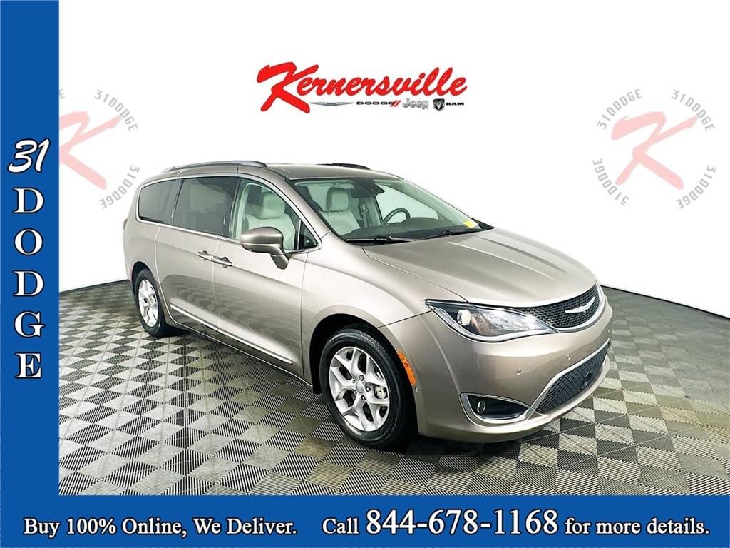 2018 Chrysler Pacifica Touring L Plus — Minivan — 100,032 mi — Kernersville, NC