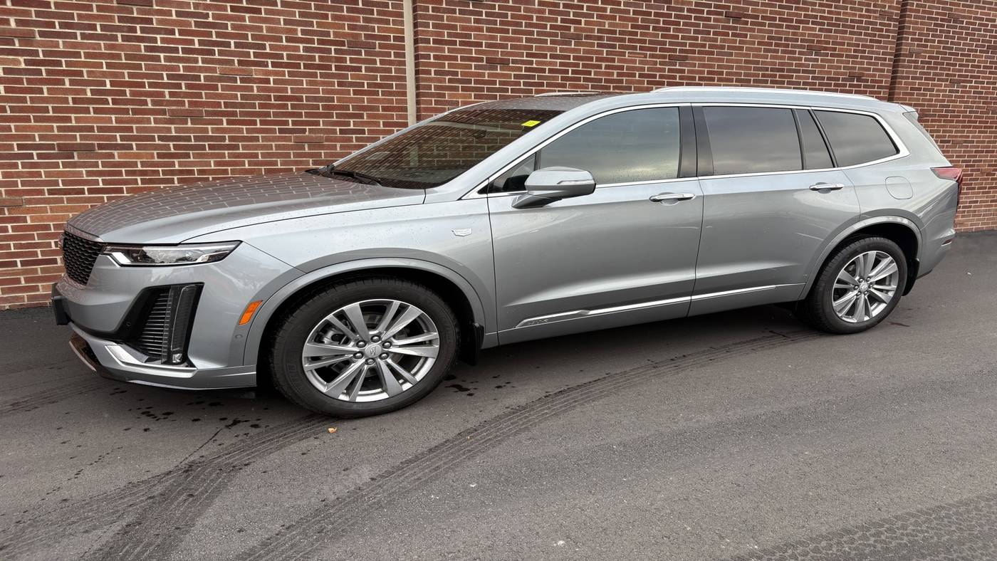 2024 Cadillac XT6 Premium Luxury — SUV — 17,994 mi — Edina, MN