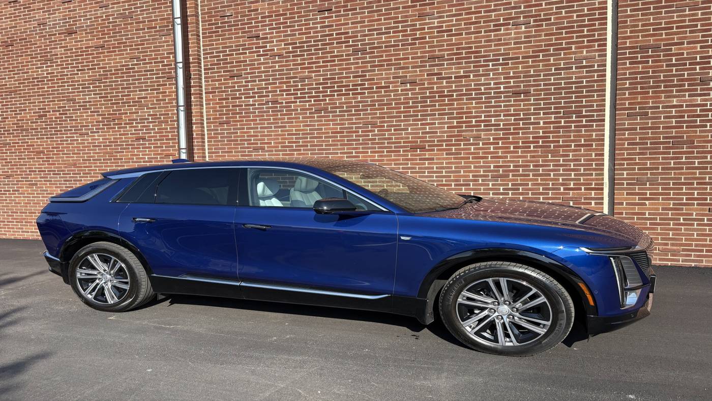 2024 Cadillac LYRIQ Luxury — SUV — 9,330 mi — Edina, MN