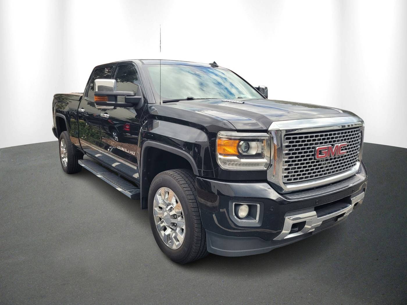 2016 GMC Sierra 2500HD Denali — Pickup Truck — 139,681 mi — Lutz, FL