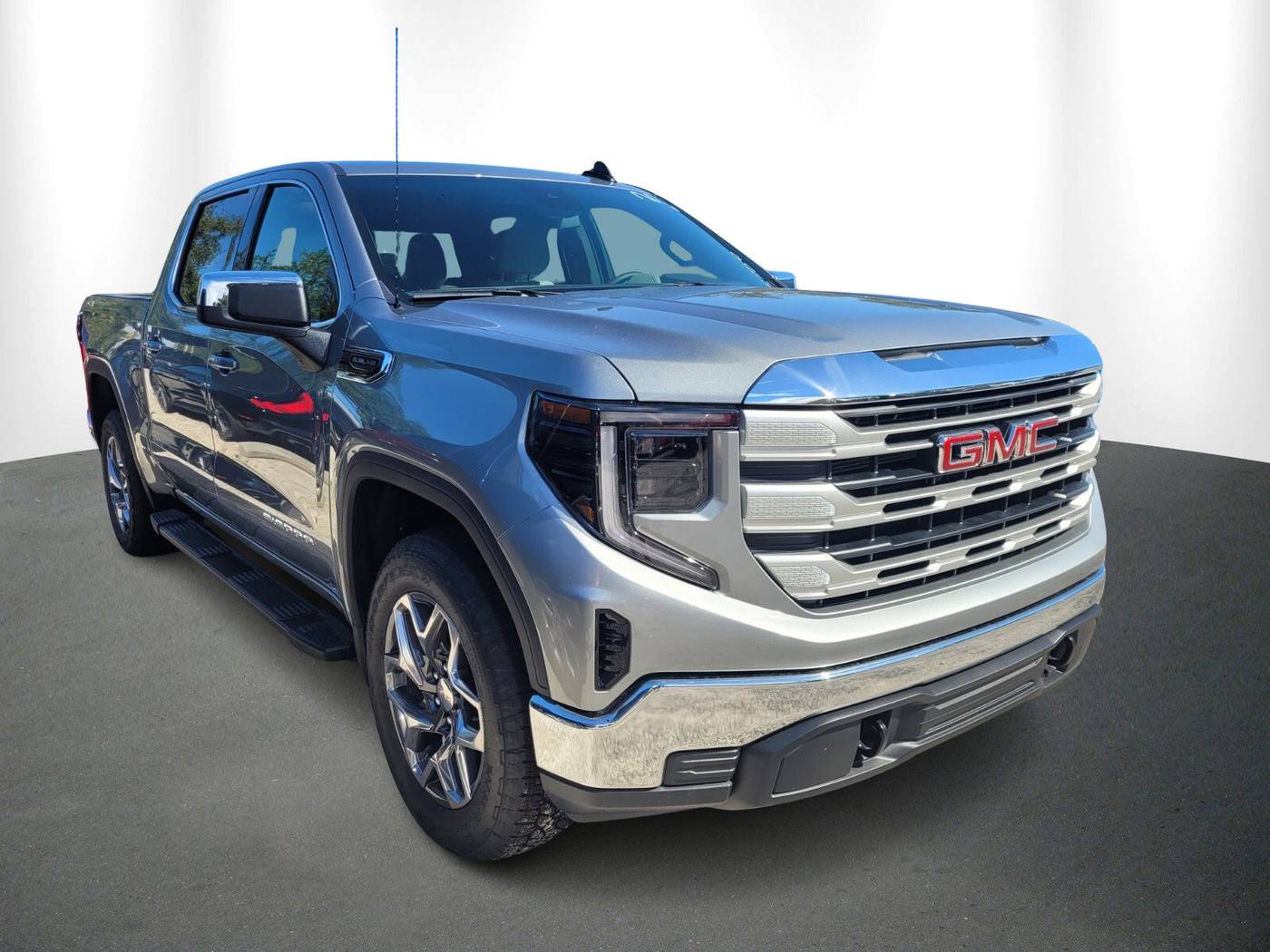 2024 GMC Sierra 1500 SLT — Pickup Truck — 37,237 mi — Lutz, FL