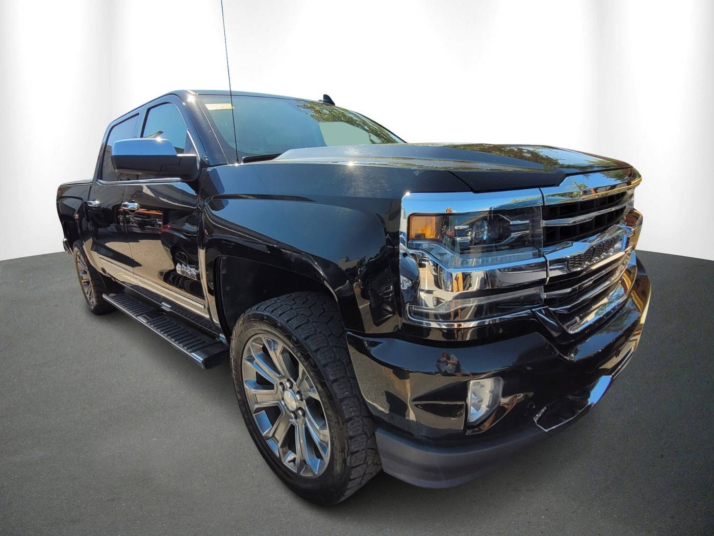2018 Chevrolet Silverado 1500 High Country — Pickup Truck — 121,541 mi — Lutz, FL