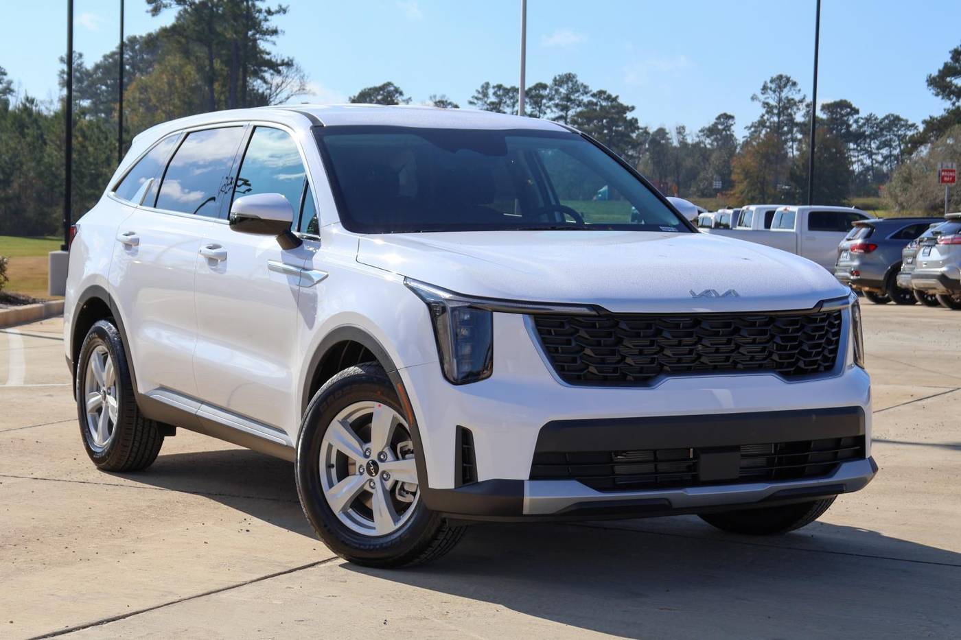 2025 Kia Sorento LX — SUV — 13,711 mi — Mccomb, MS