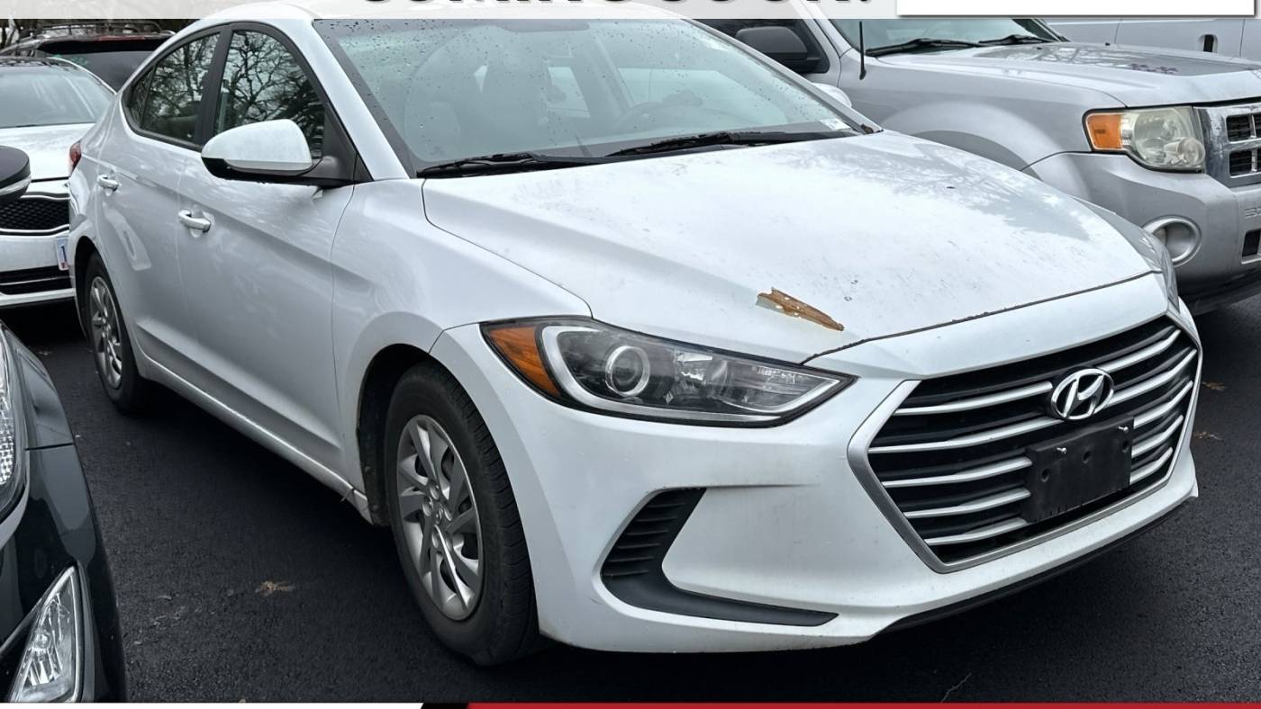 2017 Hyundai Elantra SE — Sedan — 147,612 mi — Eugene, OR