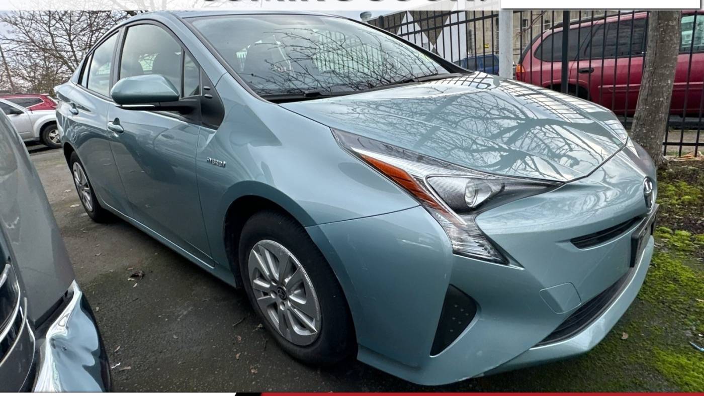 2016 Toyota Prius Two — Hatchback — 43,952 mi — Eugene, OR