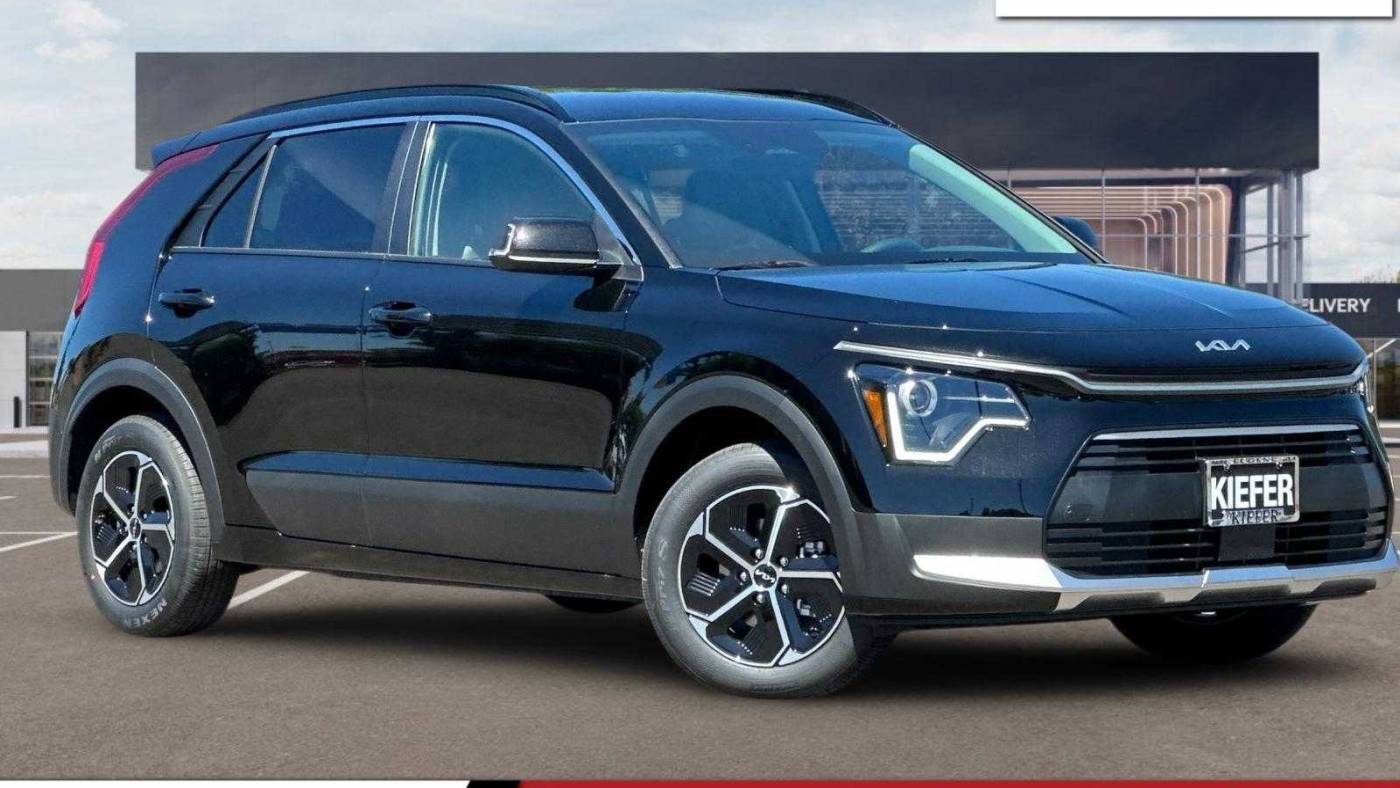 2024 Kia Niro Hybrid EX — SUV — 7,337 mi — Eugene, OR