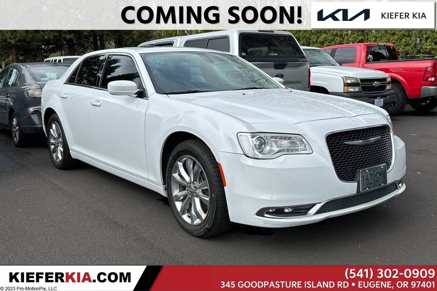 2019 Chrysler 300 Touring L — Sedan — 43,348 mi — Eugene, OR