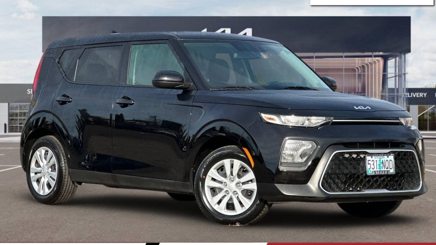 2022 Kia Soul LX — Hatchback — 16,066 mi — Eugene, OR