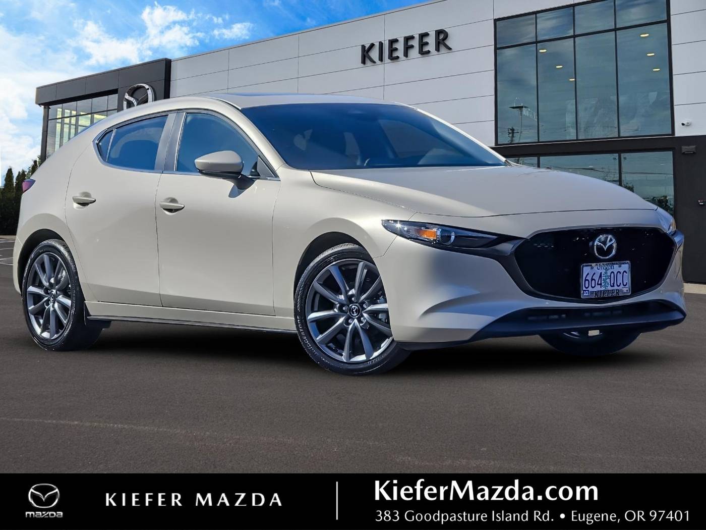 2025 Mazda Mazda3 2.5 S Preferred — Hatchback — 13 mi — Eugene, OR