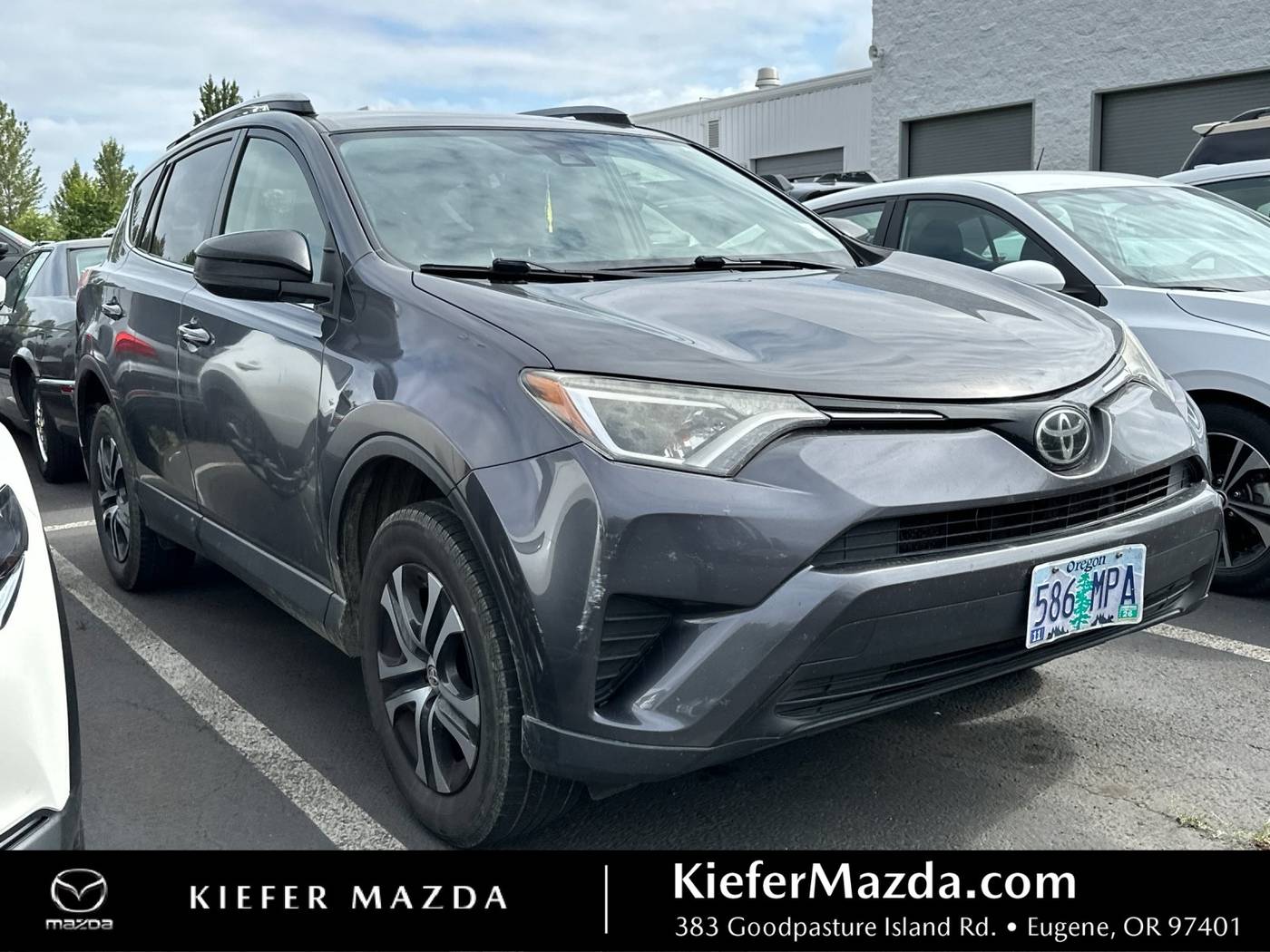 2017 Toyota RAV4 LE — SUV — 148,783 mi — Eugene, OR