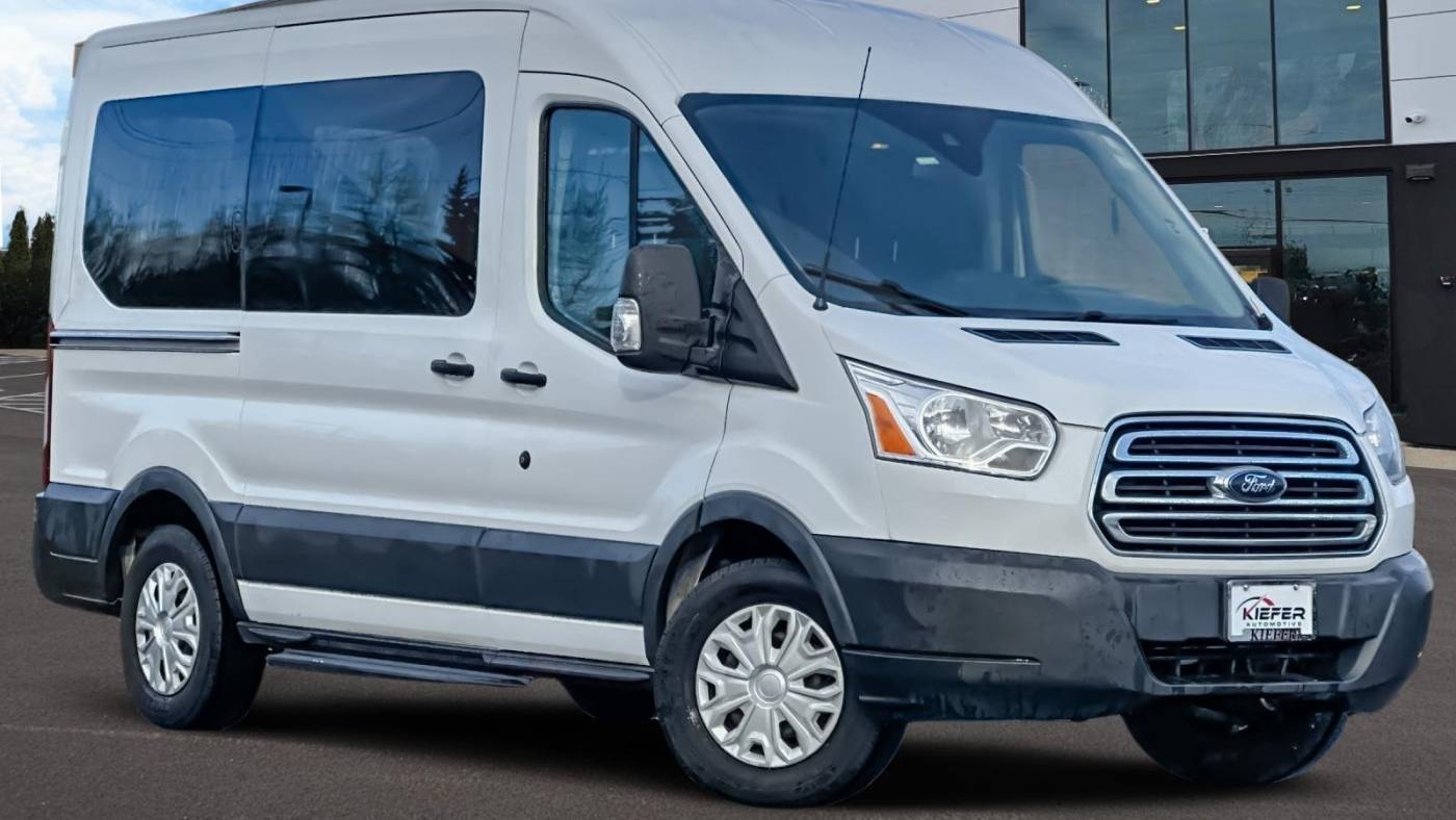 2017 Ford Transit Passenger Wagon T-150 XLT — Passenger Van — 90,735 mi — Eugene, OR