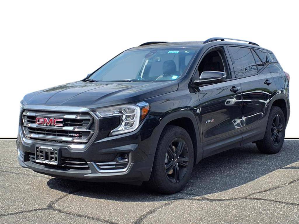 2022 GMC Terrain AT4 — SUV — 10,974 mi — Smithtown, NY