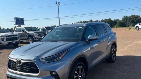 2022 Toyota Highlander XLE — SUV — 38,870 mi — Grenada, MS