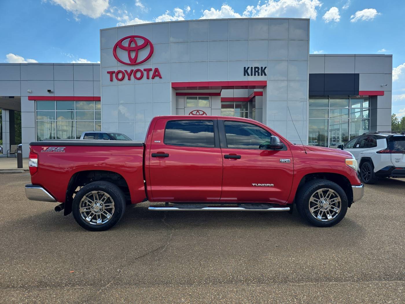 2014 Toyota Tundra SR5