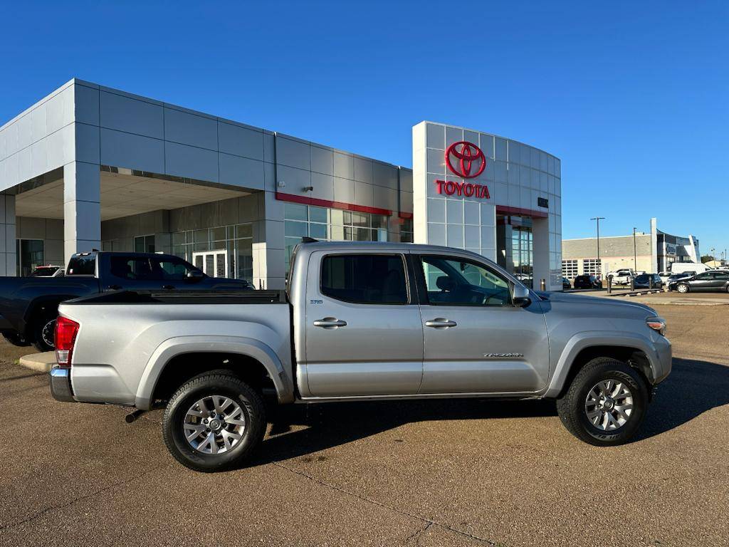 2017 Toyota Tacoma SR5 — Pickup Truck — 75,517 mi — Grenada, MS