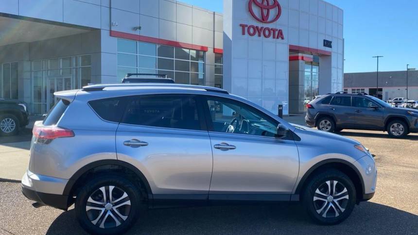2016 Toyota RAV4 LE — SUV — 103,664 mi — Grenada, MS