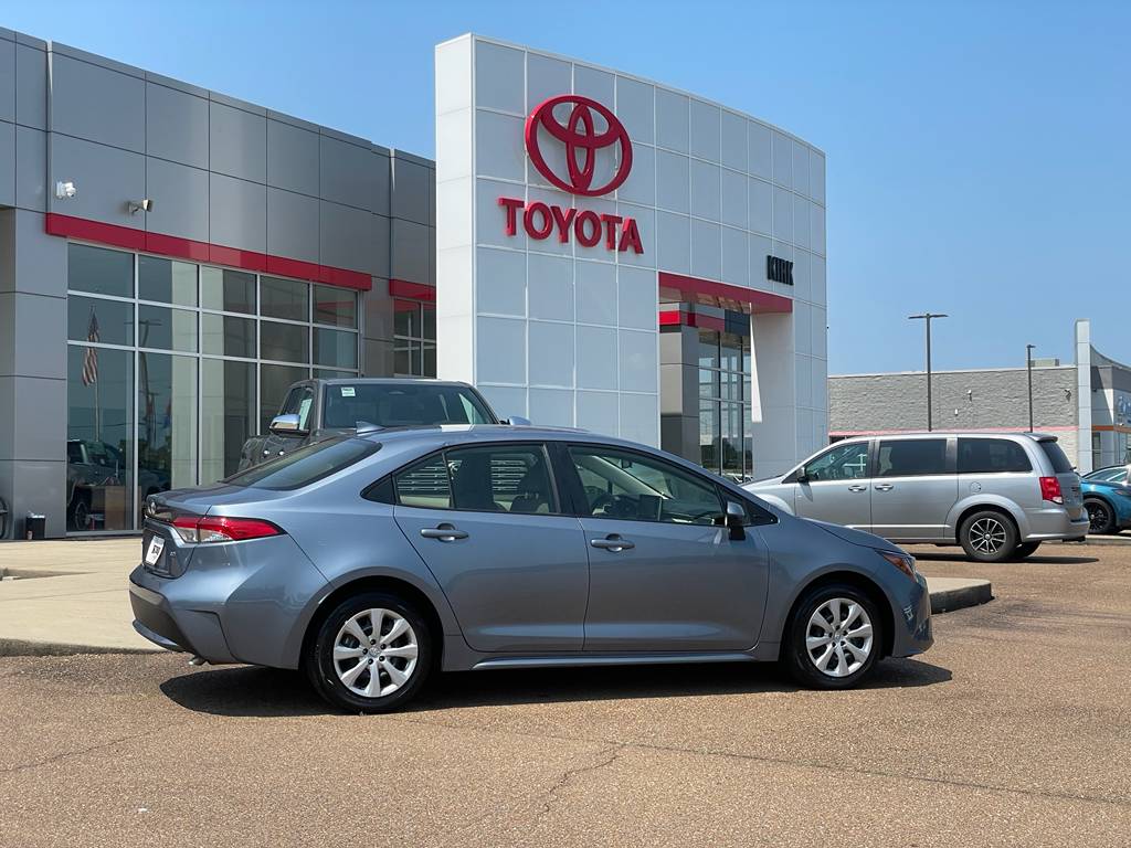 2021 Toyota Corolla LE — Sedan — 25,877 mi — Grenada, MS