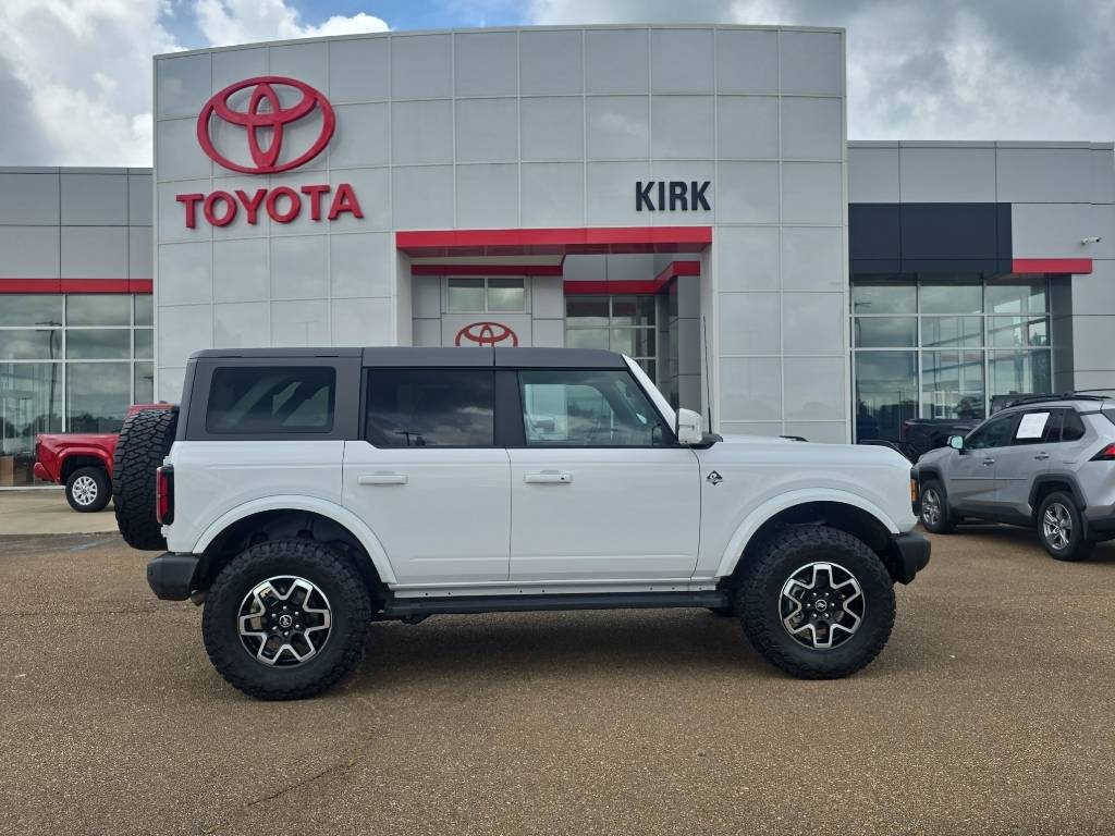 2023 Ford Bronco Outer Banks