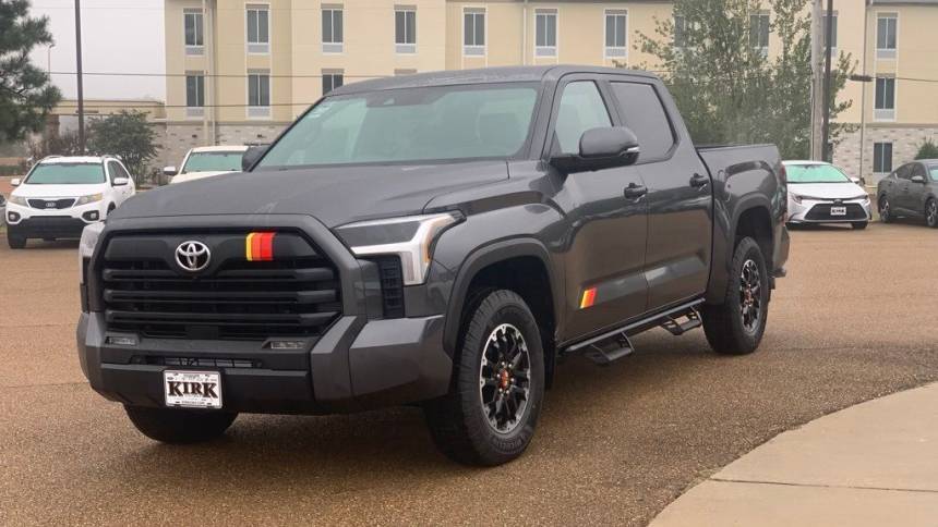 2025 Toyota Tundra Platinum — Pickup Truck — 31,640 mi — Grenada, MS