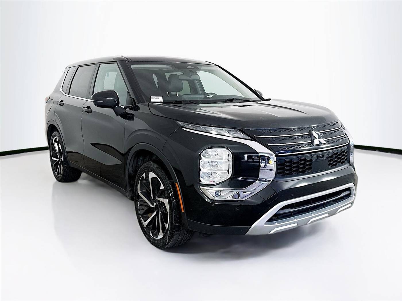 2024 Mitsubishi Outlander SE — SUV — 44,382 mi — Wesley Chapel, FL
