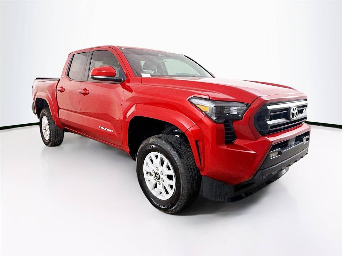 2025 Toyota Tacoma SR5 — Pickup Truck — 15,777 mi — Wesley Chapel, FL
