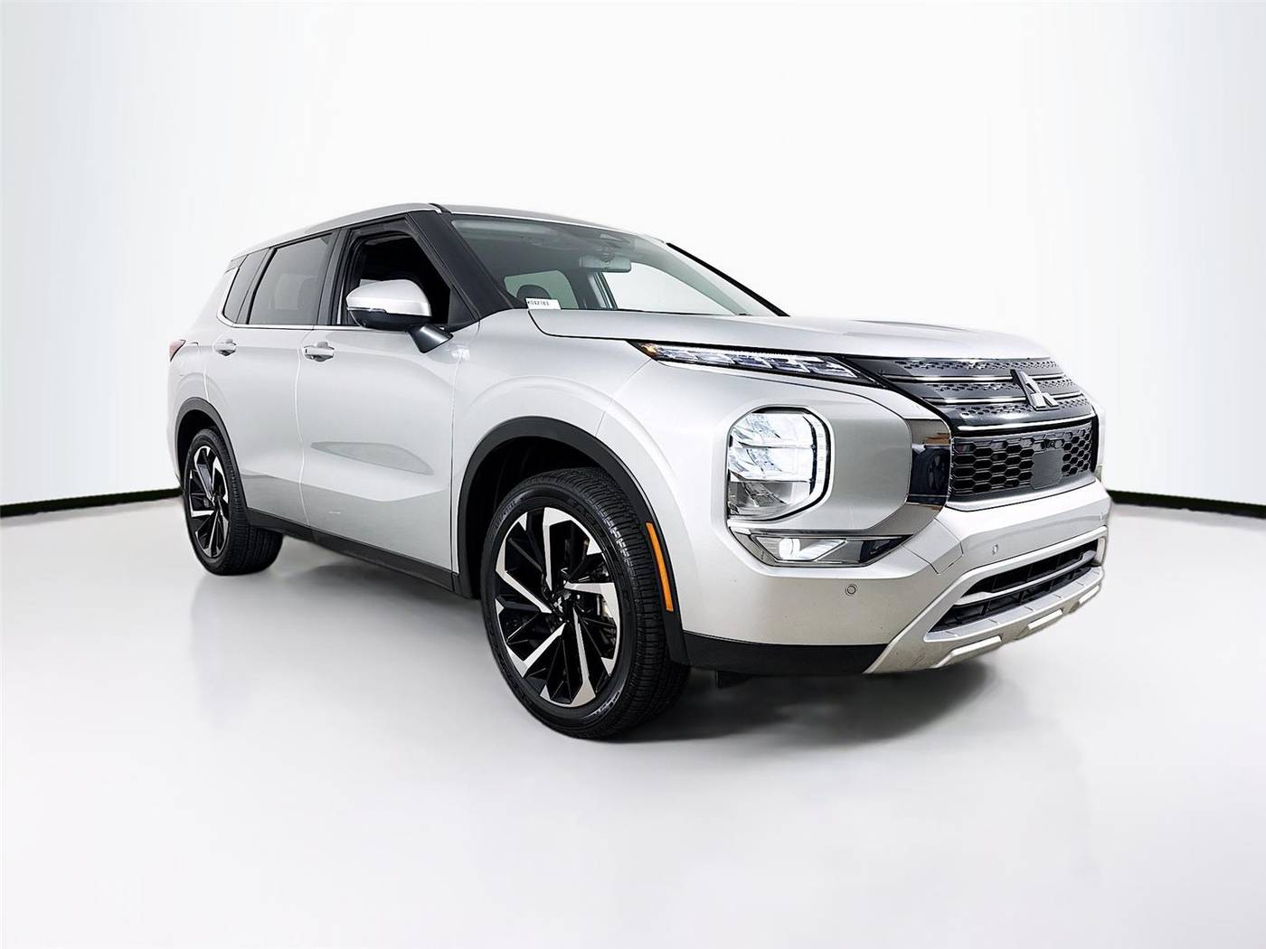 2024 Mitsubishi Outlander SE — SUV — 44,712 mi — Wesley Chapel, FL