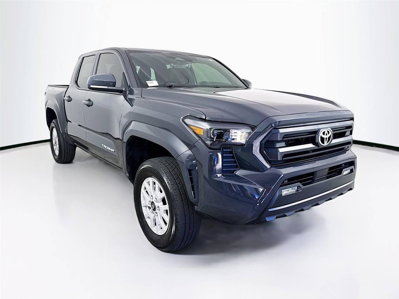 2024 Toyota Tacoma SR5 — Pickup Truck — 17,464 mi — Wesley Chapel, FL