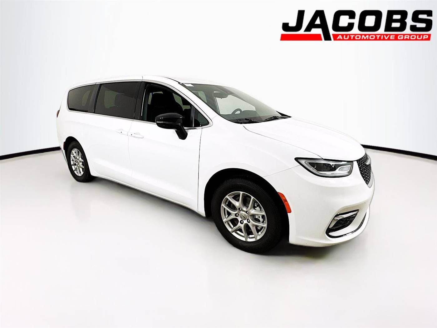 2024 Chrysler Pacifica Touring — Minivan — 83,192 mi — Wesley Chapel, FL