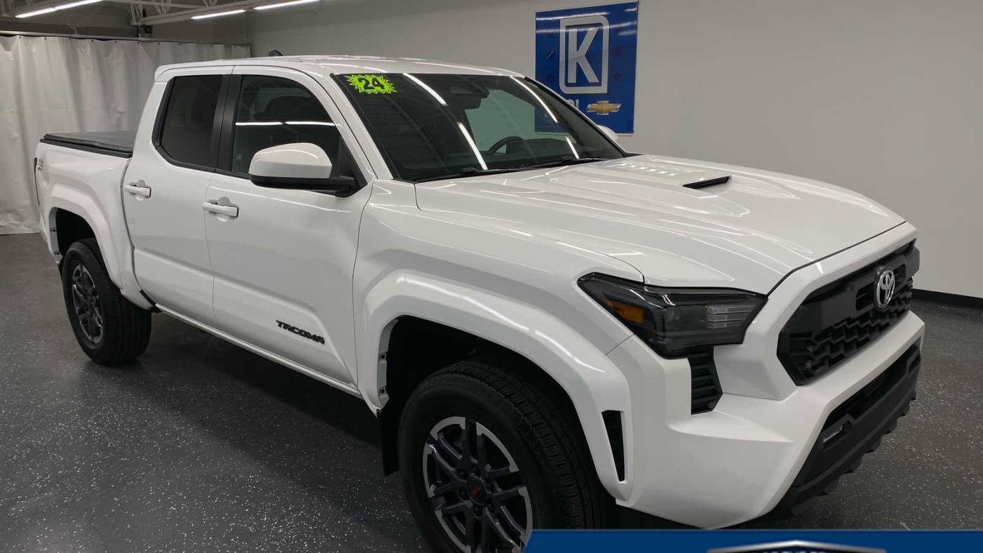 2024 Toyota Tacoma TRD Sport — Pickup Truck — 21,071 mi — Grand Rapids, MI