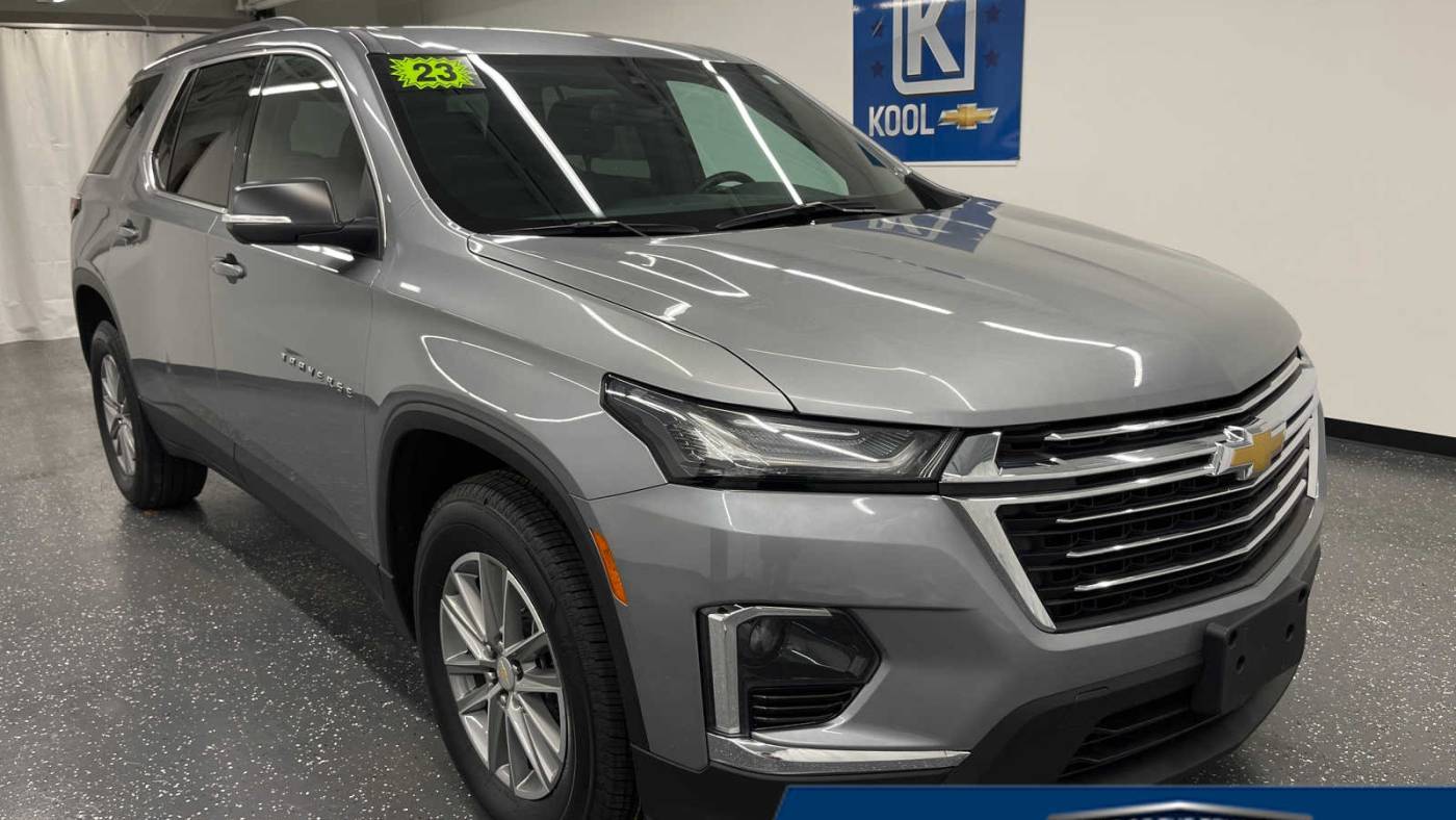 2023 Chevrolet Traverse LT Cloth — SUV — 49,132 mi — Grand Rapids, MI