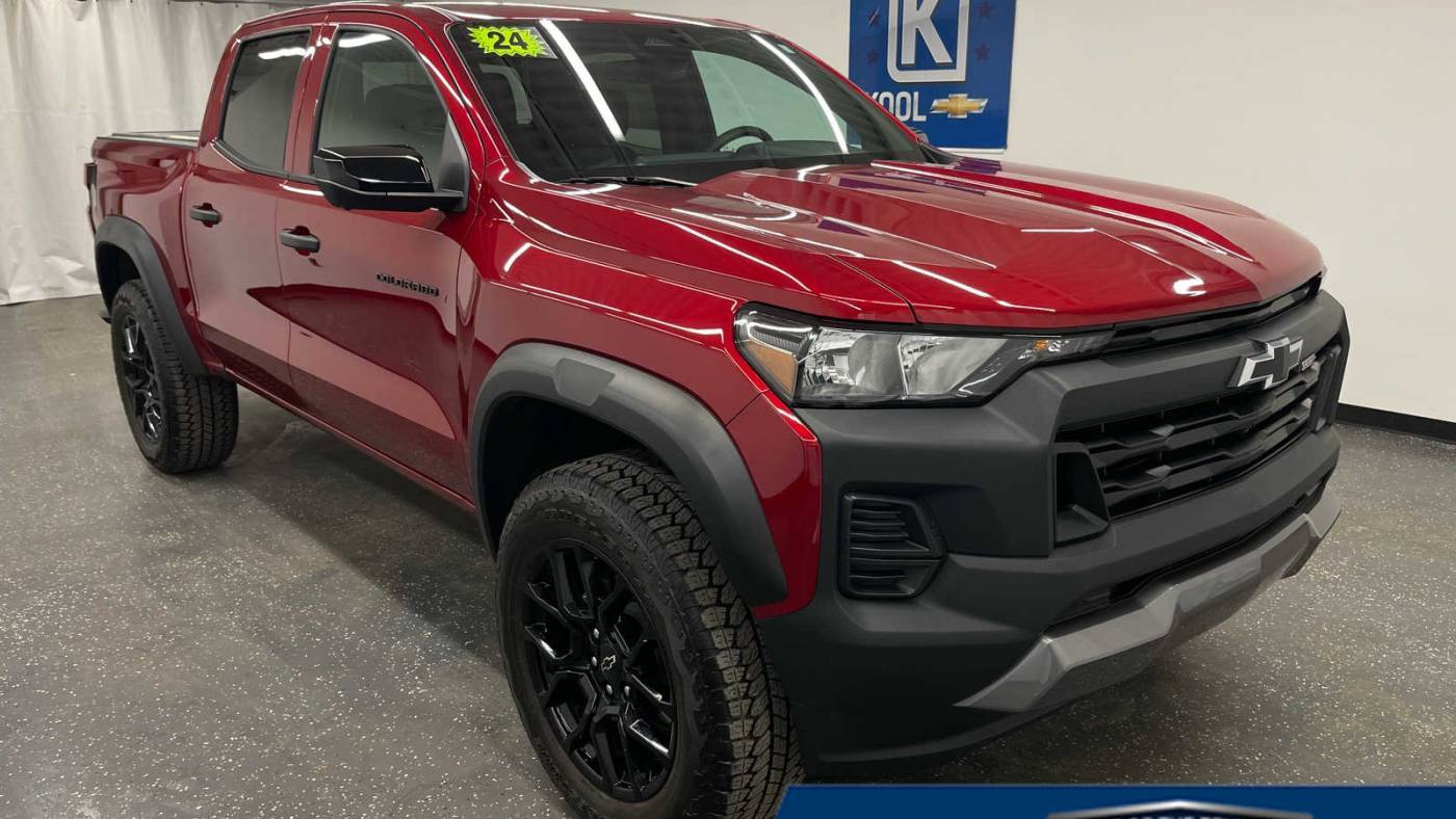 2024 Chevrolet Colorado Trail Boss — Pickup Truck — 6,841 mi — Grand Rapids, MI