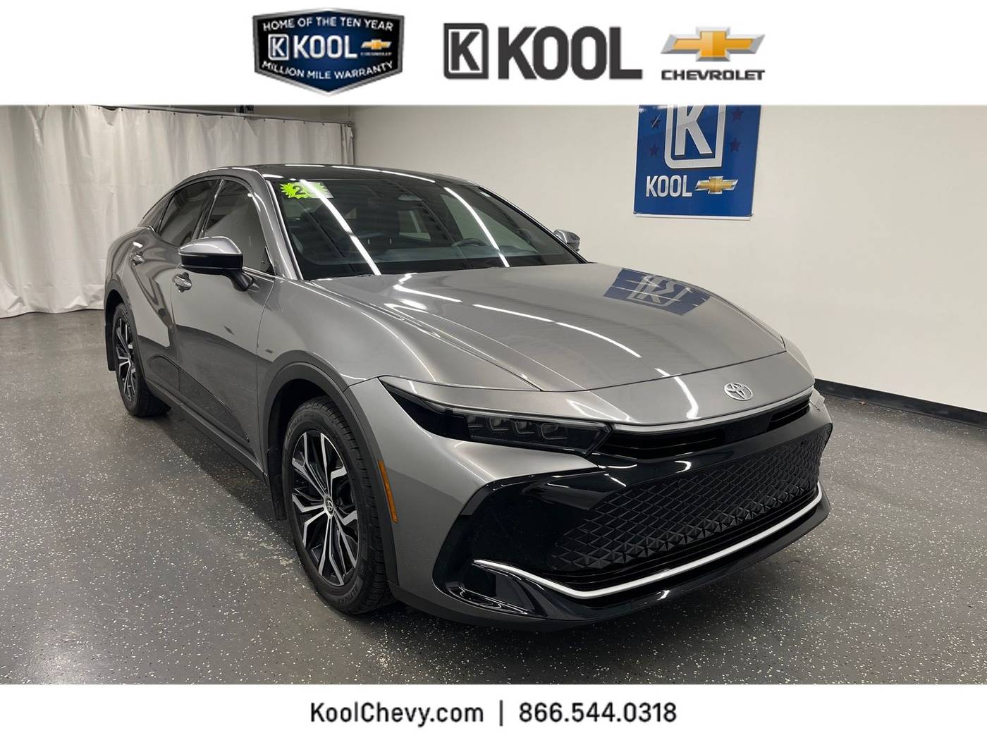 2023 Toyota Crown Limited — Sedan — 20,337 mi — Grand Rapids, MI