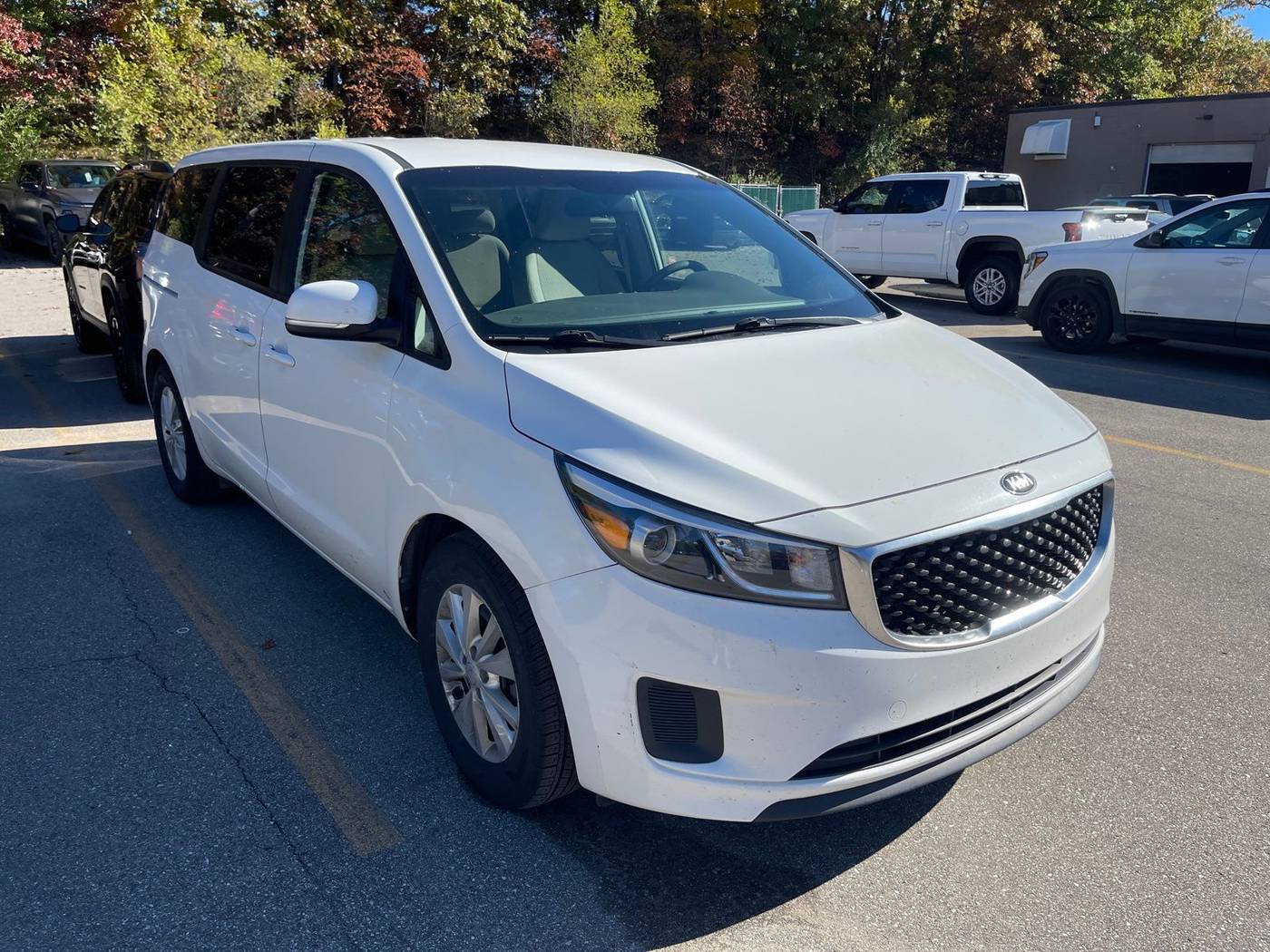 2017 Kia Sedona LX — Minivan — 132,372 mi — Grand Rapids, MI