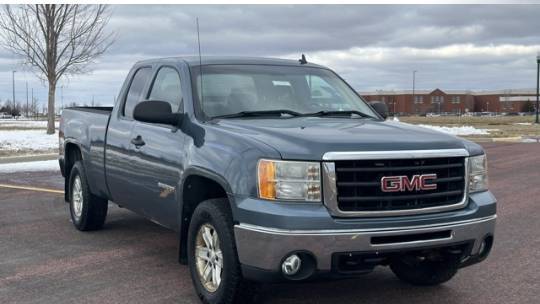 2010 GMC Sierra 1500 SLE — Pickup Truck — 178,857 mi — Marshall, MN