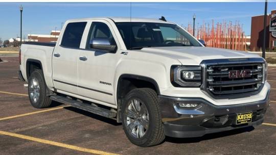 2017 GMC Sierra 1500 SLT — Pickup Truck — 154,310 mi — Marshall, MN