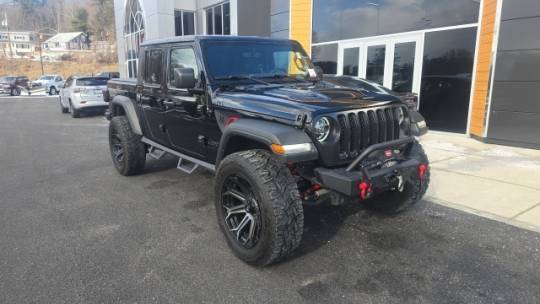 2021 Jeep Gladiator Sport S — Pickup Truck — 31,599 mi — Warrensburg, NY