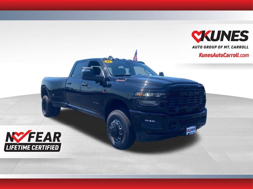 2025 Ram 3500 Big Horn — Pickup Truck — 17 mi — Mount Carroll, IL